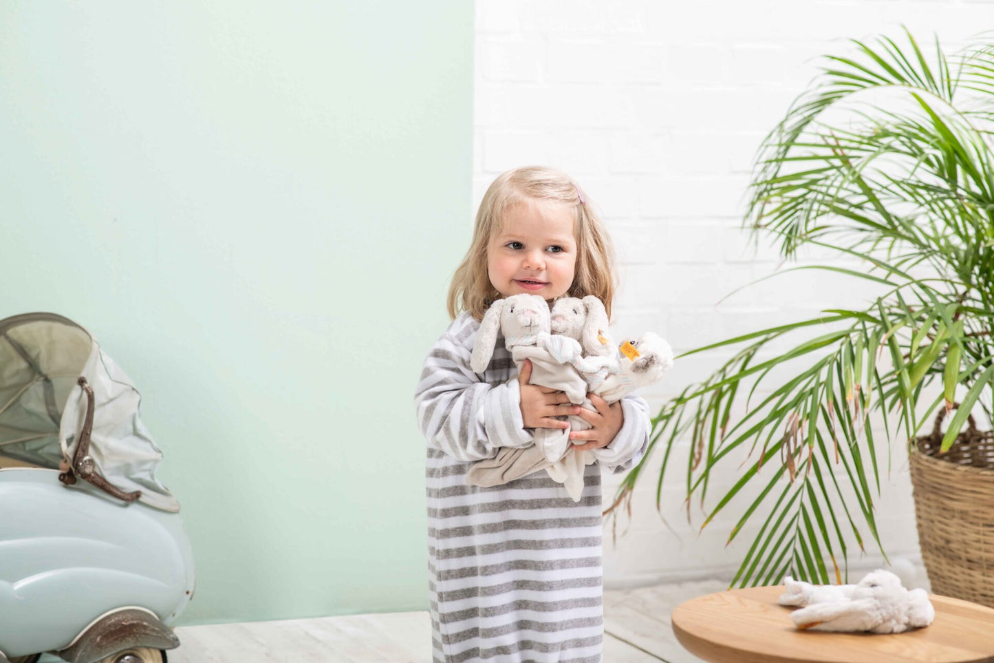 Soft Cuddly Hoppie Hase 18cm - von steiff