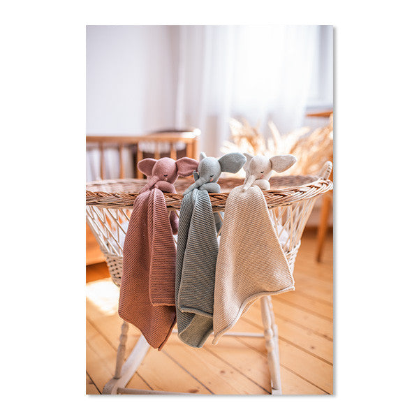 Cuddle Cloth Elefant dull blue - von ava&yves
