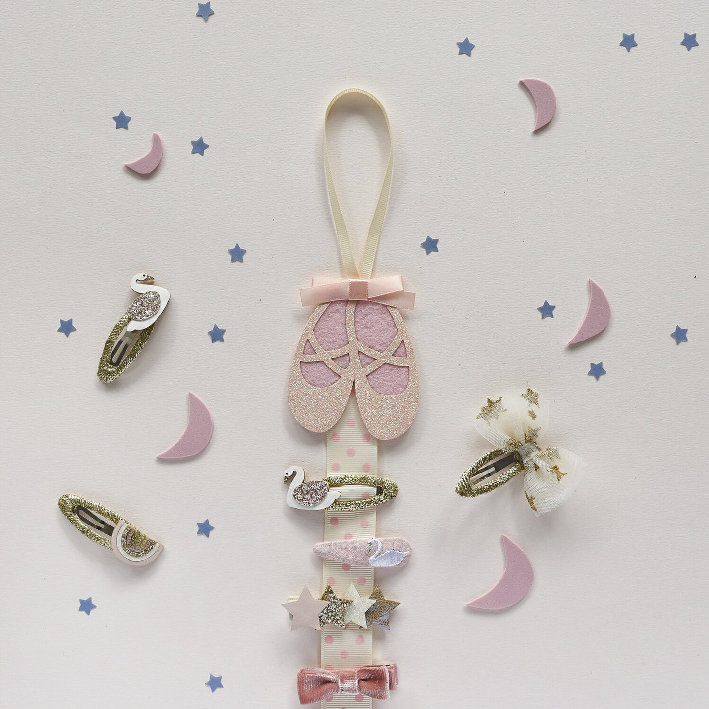 Ballet Shoe Clip Hanger - von rockahula