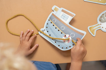 Schnürkarten Sailors Bay - von little Dutch