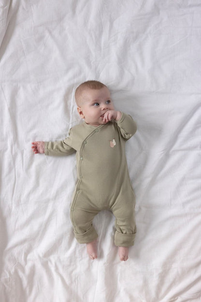 Jumper / Schlafanzug Pears grün - von feetje