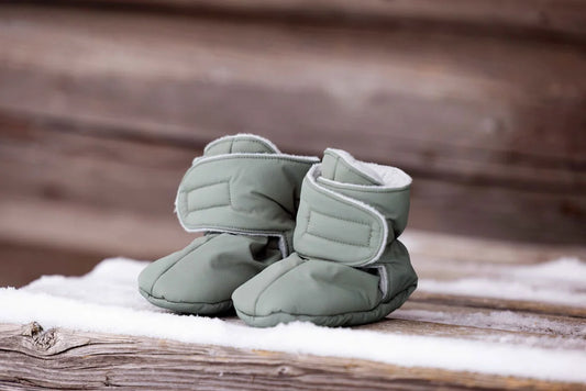 VOKSI  Baby Booties meadow green
